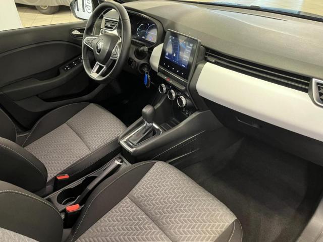 Renault Clio image 9