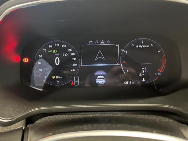 Renault Captur image 1