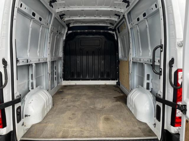 Renault Master image 6