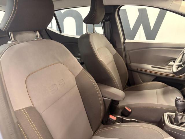 Dacia Sandero image 8