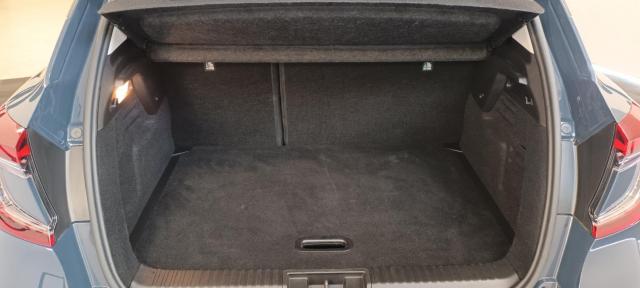 Renault Captur image 1