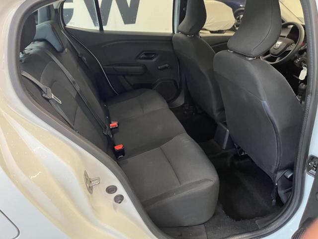 Dacia Logan image 2