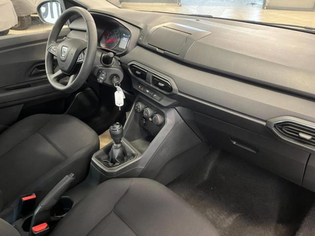 Dacia Logan image 1