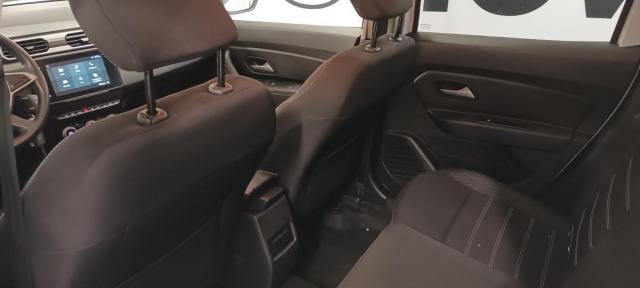 Dacia Duster image 1