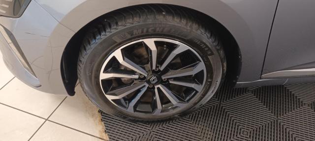 Renault Clio image 4
