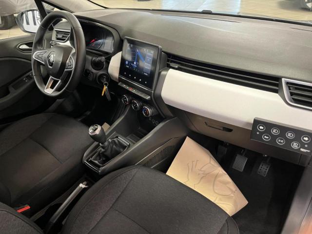 Renault Clio image 7
