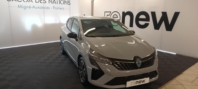 Renault Clio image 2