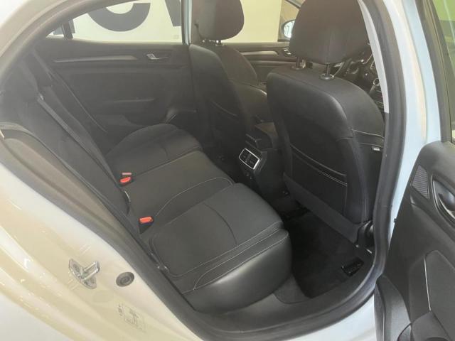 Renault Mégane image 2