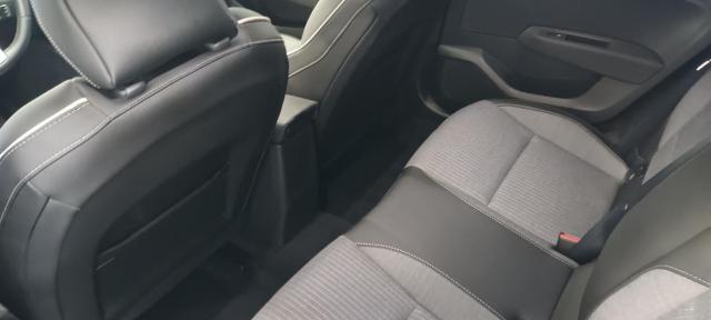 Renault Clio image 9