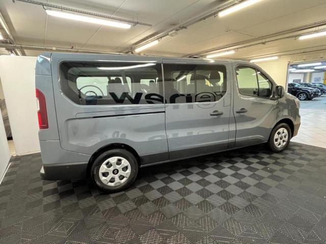 Renault Trafic image 4