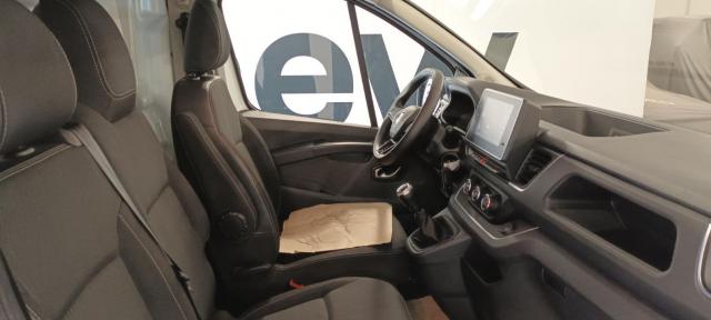Renault Trafic image 8