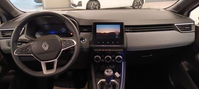 Renault Clio image 1