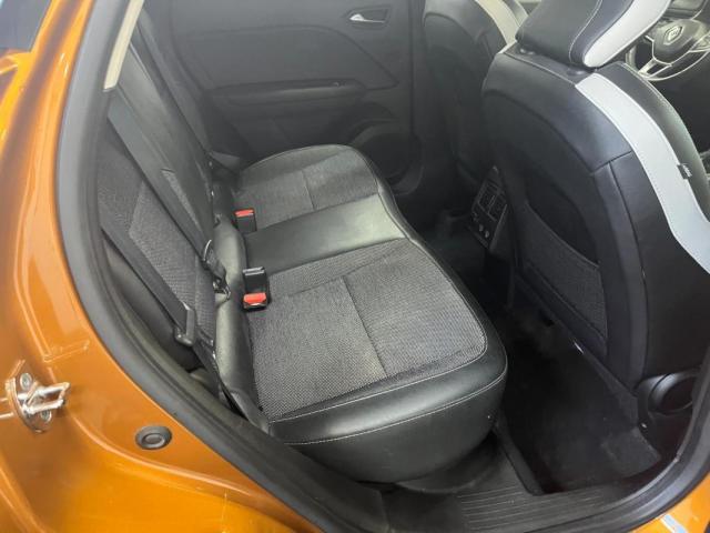 Renault Captur image 2