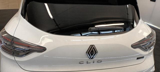 Renault Clio image 2