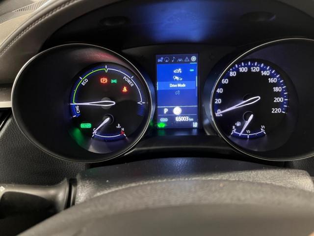 Toyota C-Hr image 8
