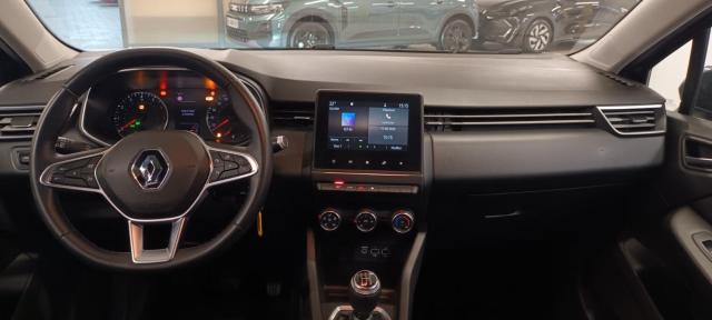 Renault Clio image 8