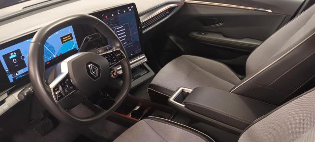 Renault Mégane E-Tech image 9