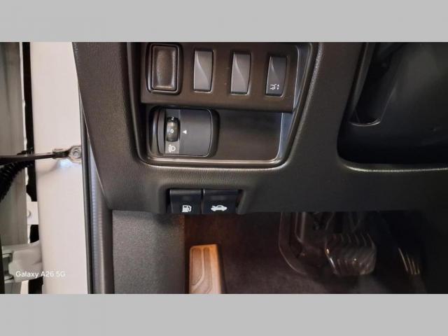 Renault Koleos image 1