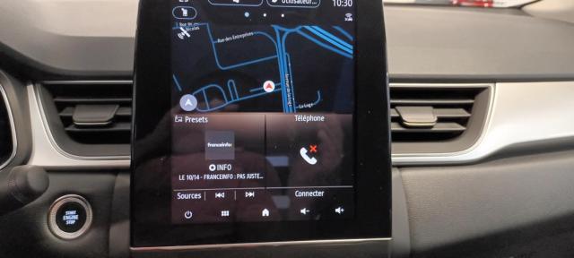 Renault Captur image 8