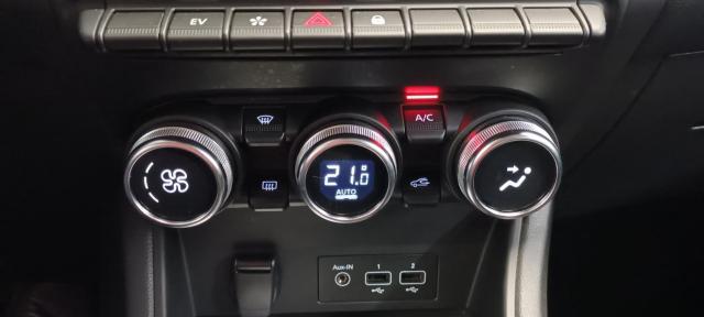 Renault Captur image 3