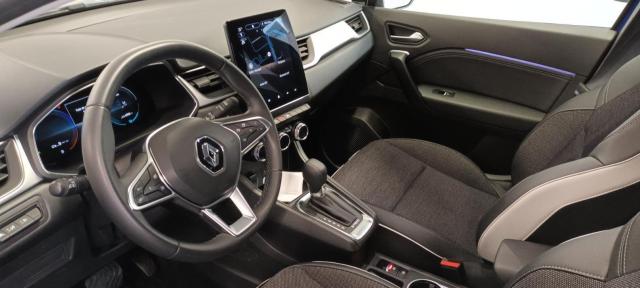 Renault Captur image 2