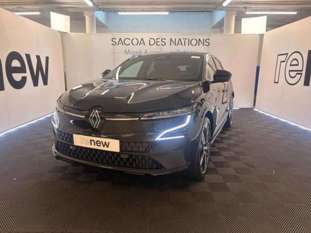 Renault Mégane E-Tech 220 Ch Autonomie Confort Gsr2 Iconic