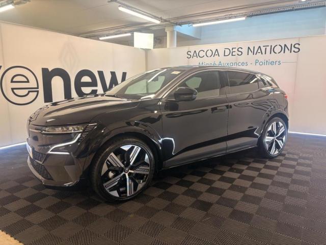 Renault Mégane E-Tech image 8
