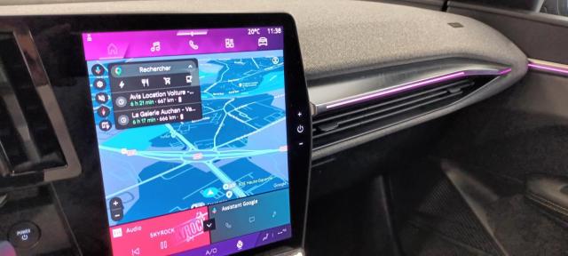 Renault Mégane E-Tech image 1