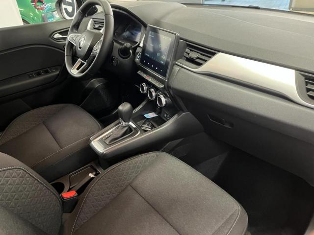 Renault Captur image 8