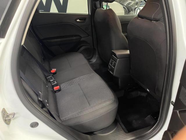 Renault Captur image 7
