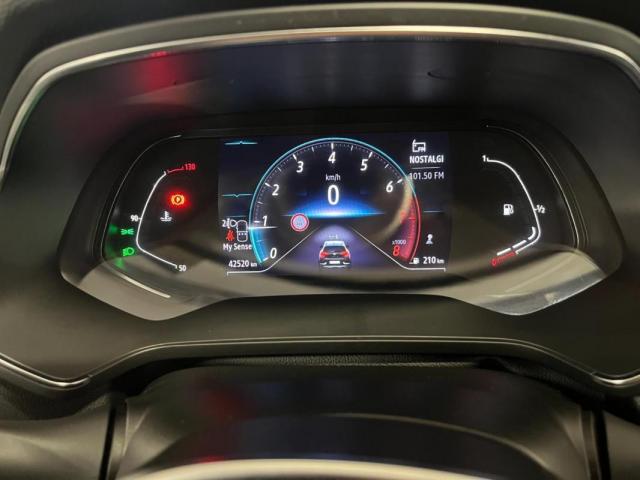 Renault Captur image 2