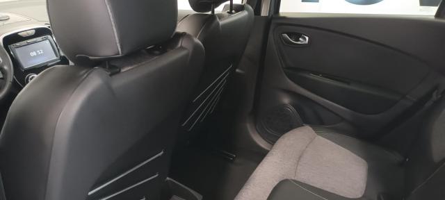 Renault Captur image 8