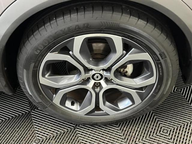 Renault Captur image 2