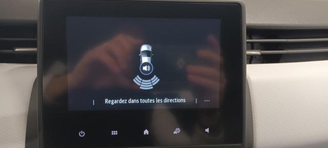 Renault Clio image 1