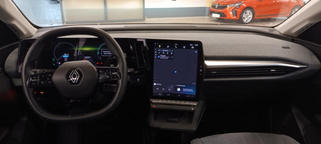 Renault Mégane E-Tech image 7