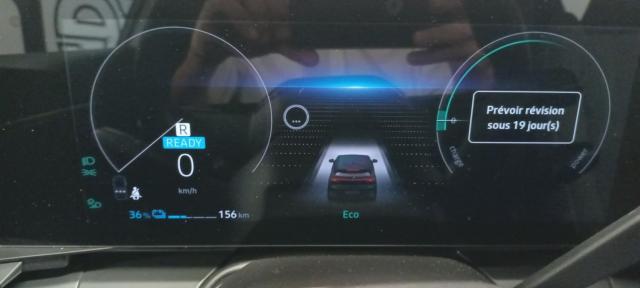 Renault Mégane E-Tech image 1