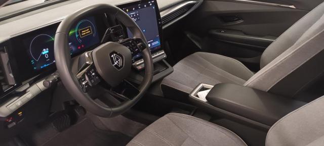 Renault Mégane E-Tech image 5
