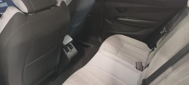 Renault Mégane E-Tech image 9
