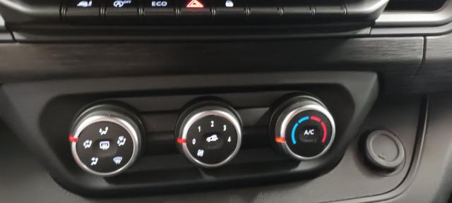 Renault Trafic image 3