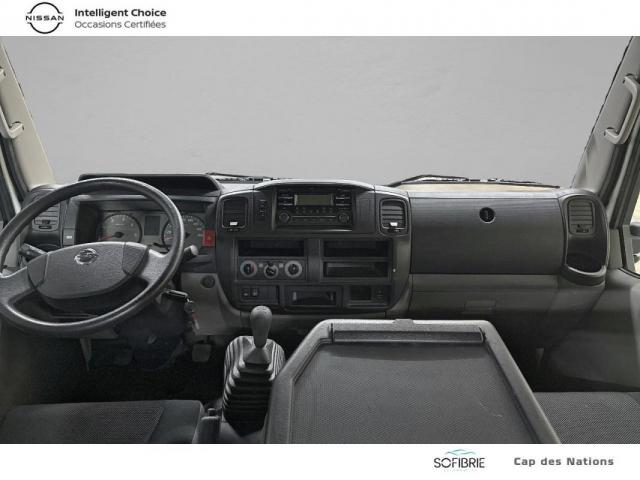 Nissan Nt400 image 4