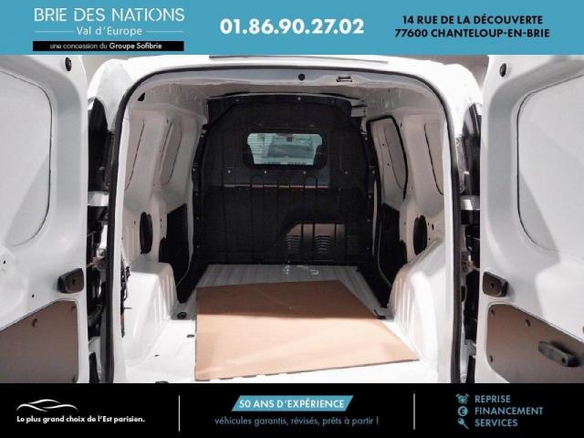 Renault Express Van image 8