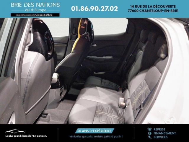 Nissan Juke image 4