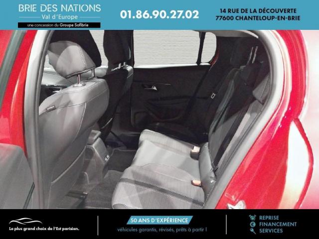 Peugeot 208 image 9