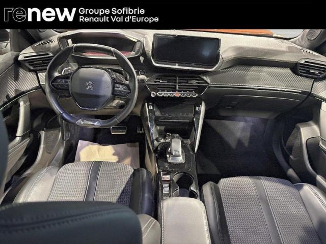 Peugeot 2008 image 2