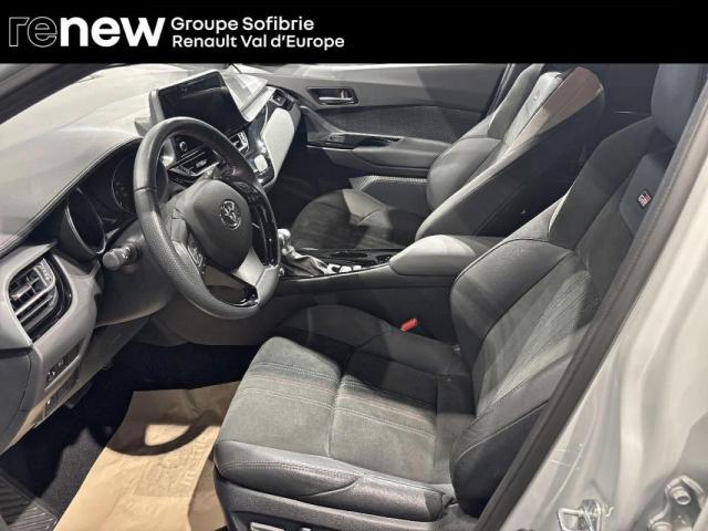 Toyota C-Hr image 8