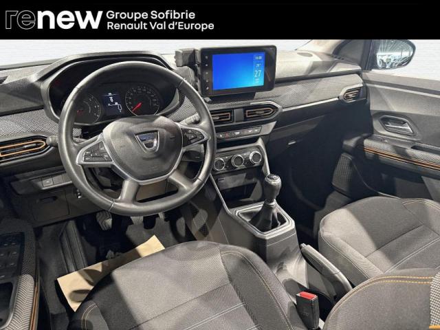 Dacia Sandero image 2