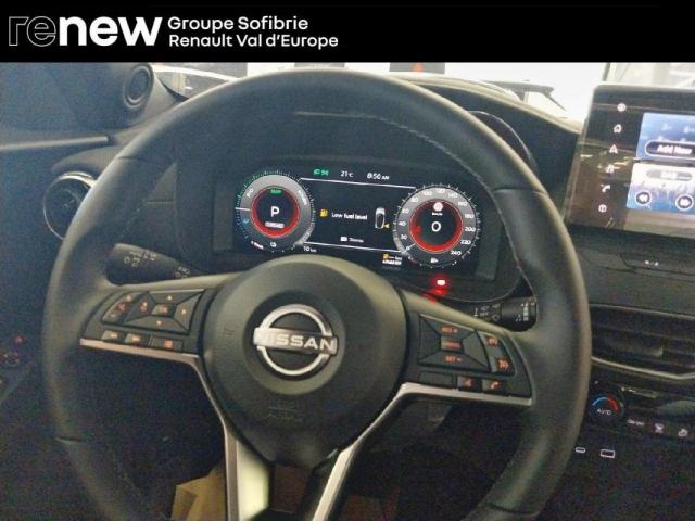 Nissan Juke image 8