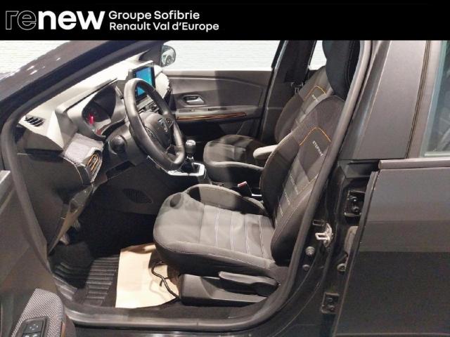 Dacia Sandero image 2