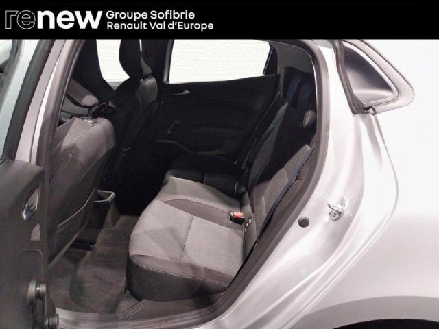 Renault Clio image 8