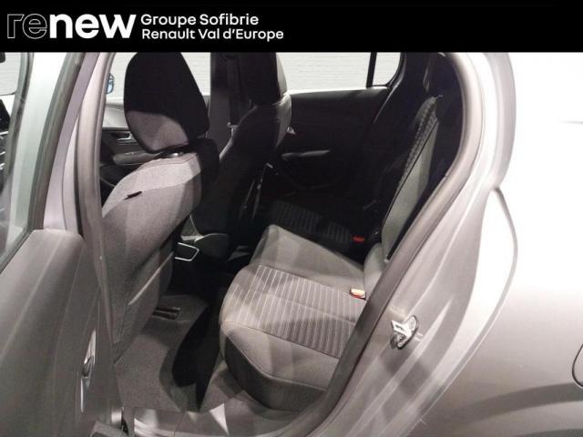 Peugeot 208 image 9